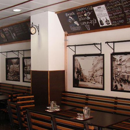 Promenade Panzio Bed & Breakfast Miskolc Bagian luar foto