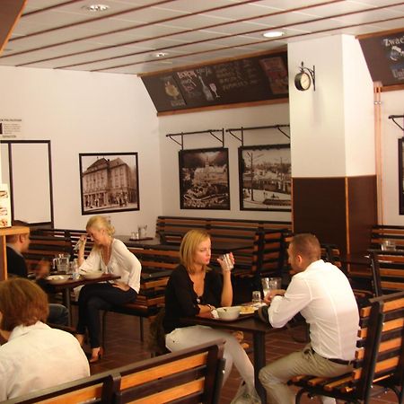 Promenade Panzio Bed & Breakfast Miskolc Bagian luar foto