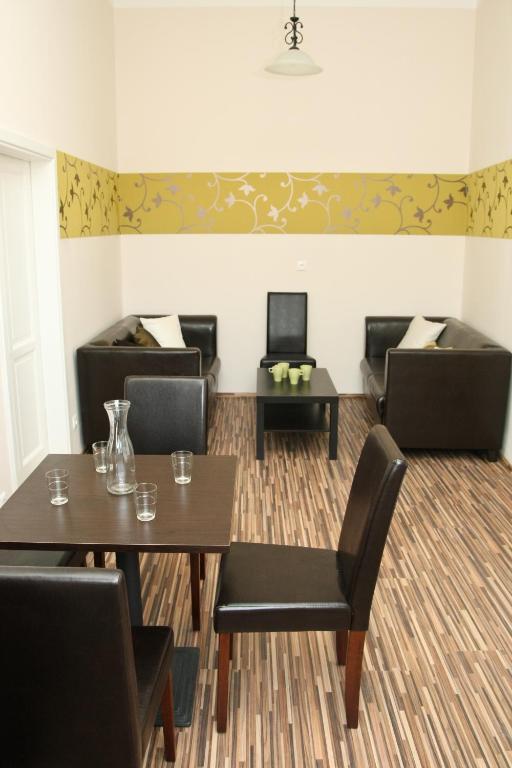 Promenade Panzio Bed & Breakfast Miskolc Ruang foto