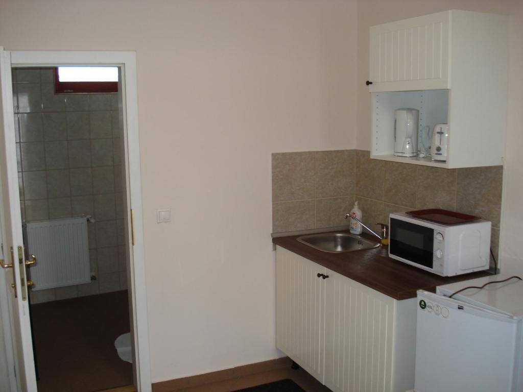 Promenade Panzio Bed & Breakfast Miskolc Ruang foto