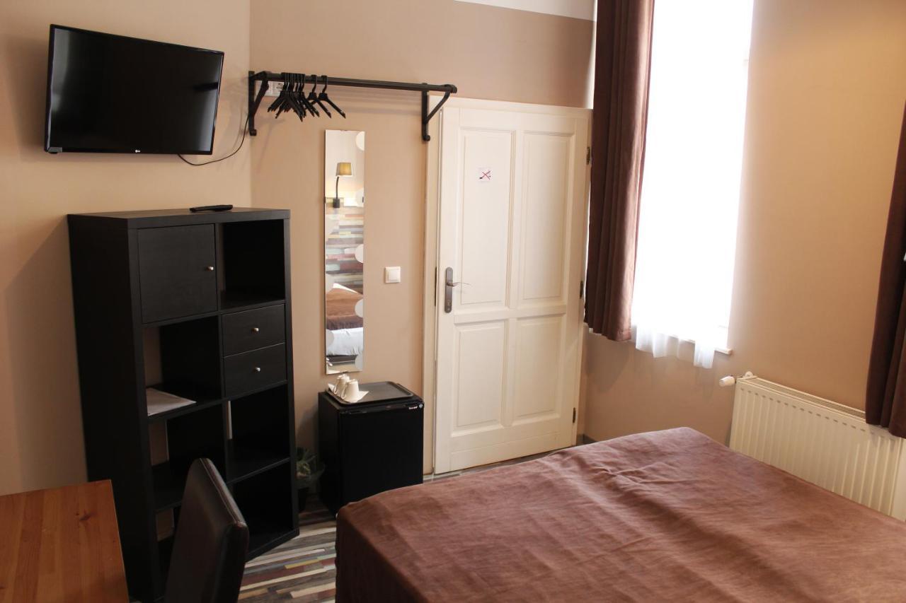 Promenade Panzio Bed & Breakfast Miskolc Bagian luar foto
