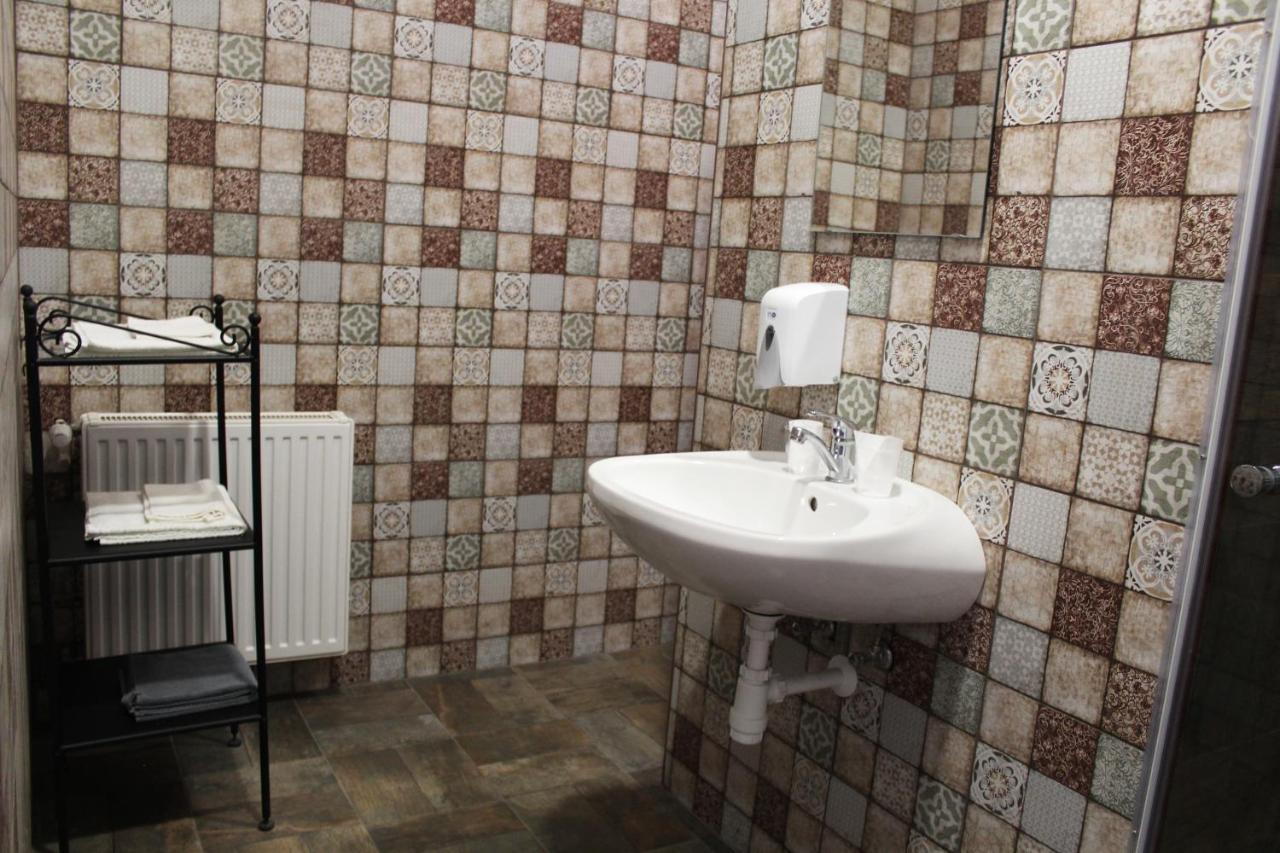 Promenade Panzio Bed & Breakfast Miskolc Bagian luar foto